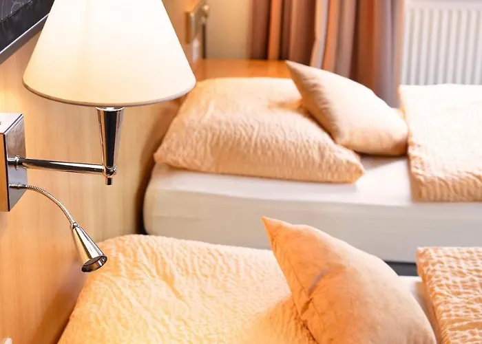 Wagners Seehotel 3* Schleusingen