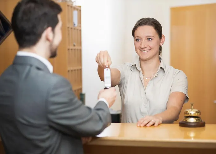 Wagners Seehotel 3* Schleusingen